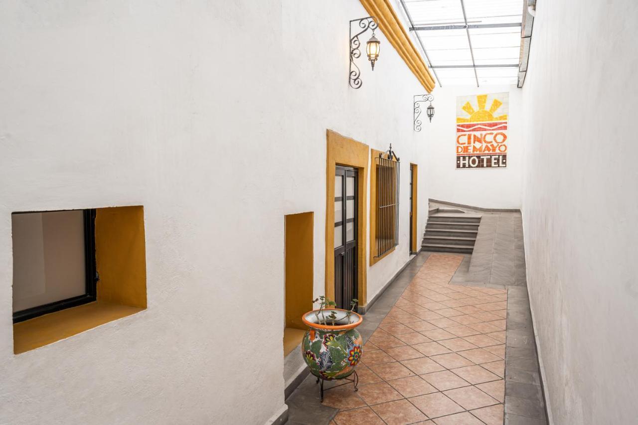 Cinco De Mayo Hotel Queretaro Exterior photo